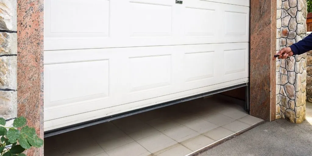 How To Seal A Garage Door Diy All Day, How To Reseal A Garage Door