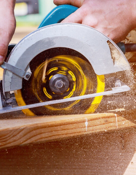 using a circular saw on wood