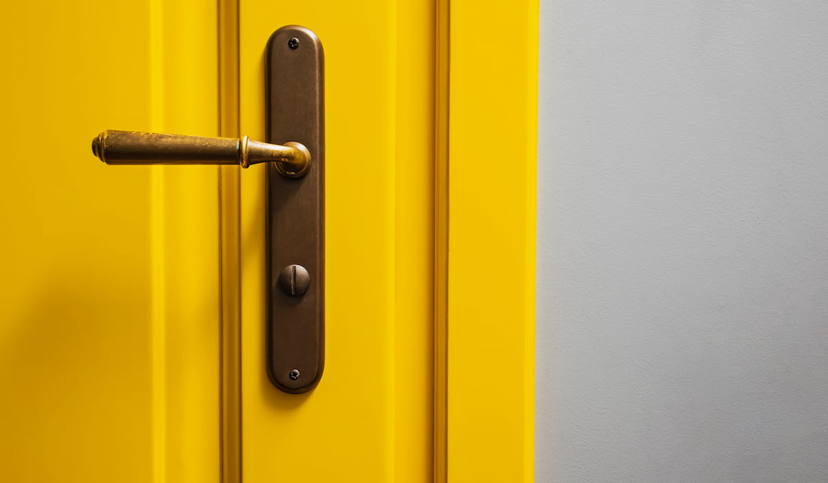 Should Door Knobs Match Kitchen Hardware? DIY All Day